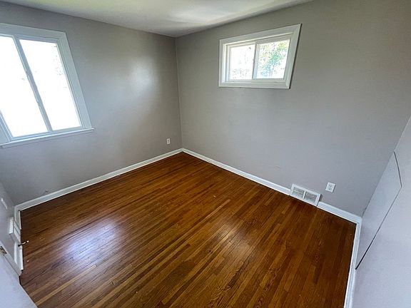 4th image of 1175 George Urban Blvd