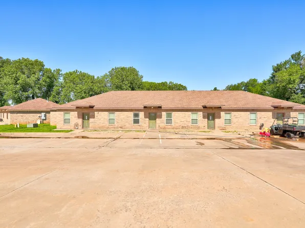 2220 W Utah Ave, Chickasha, OK 73018
