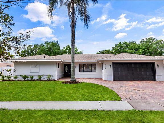 2nd image of 8608 Sandberry Blvd