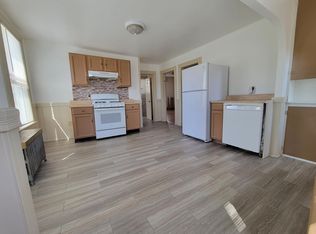 180 Willetts Ave, New London, CT 06320