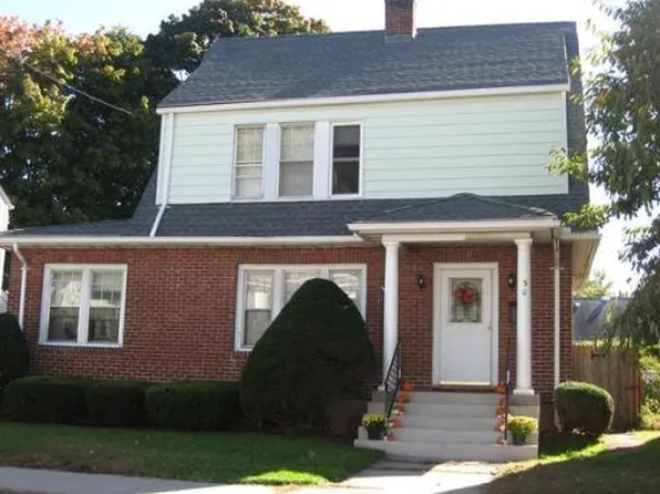 50 W Glen St, Holyoke, MA 01040
