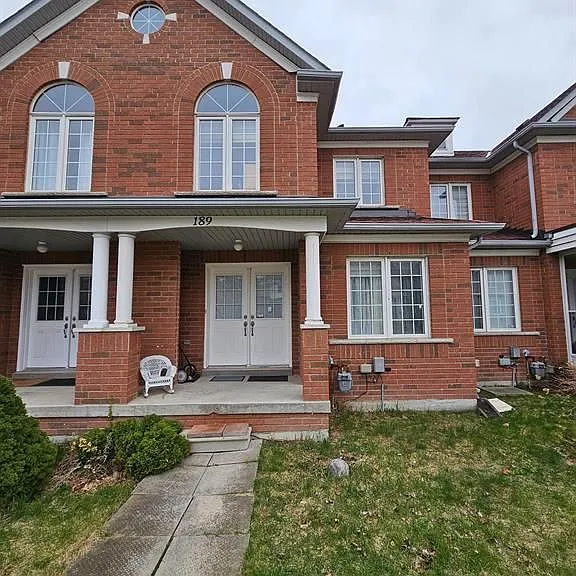 189 S Unionville Ave — Photo 2