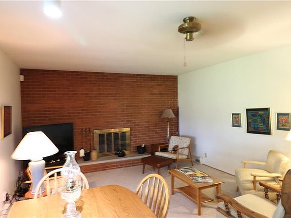 5th image of 1140 N Gibson Ave