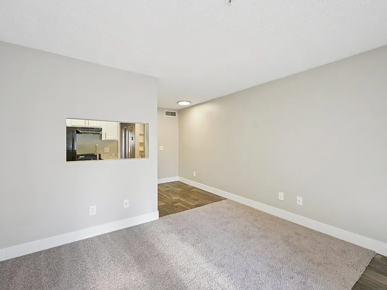 Stillwater Apartments — Photo 20