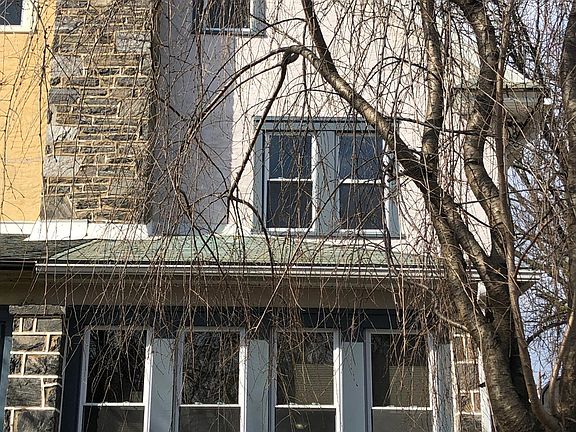 2nd image of 8 Hastings Ave