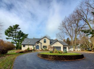 2425 Basswood Path St, Joseph, MI 49085