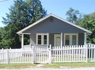 126 Vance Station Rd, Washington, PA 15301