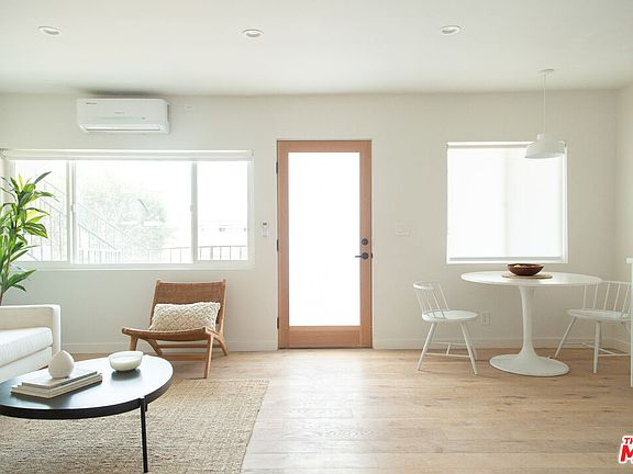 5th image of 3363 N Andrita St #4