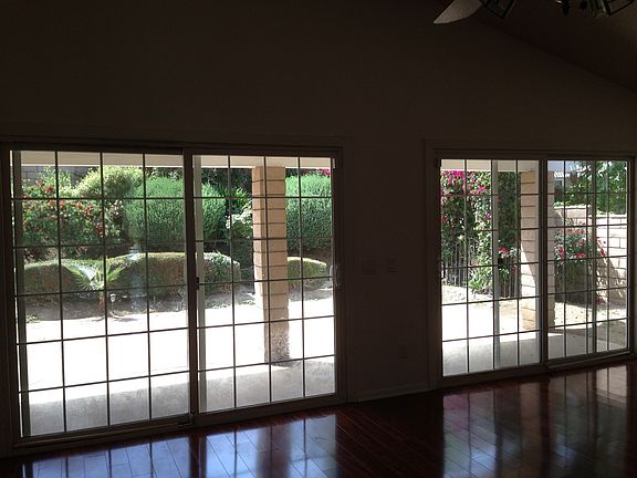 3rd image of 14844 Maywood Dr
