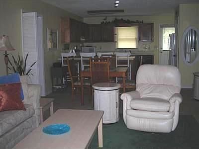 4th image of 335 NE 51st St