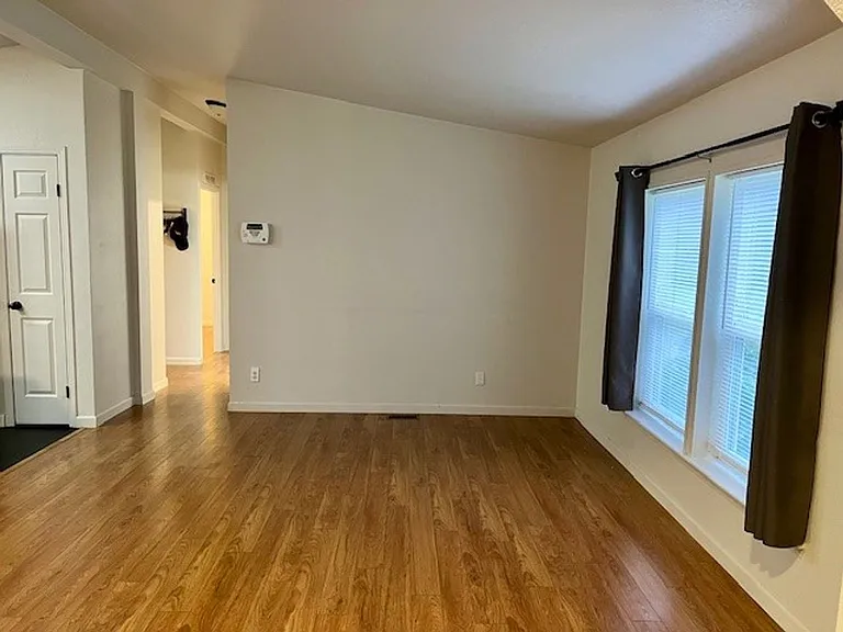 2159 Hastings Ln SE — Photo 2
