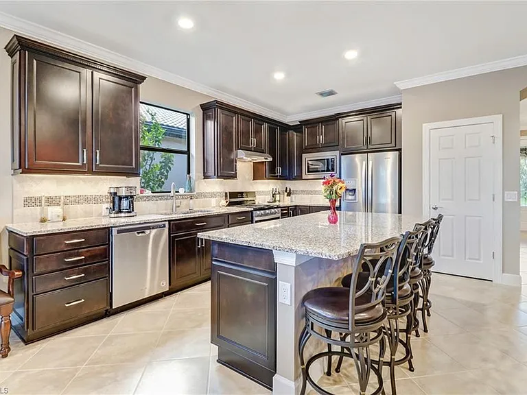 7567 Winding Cypress Dr — Photo 8