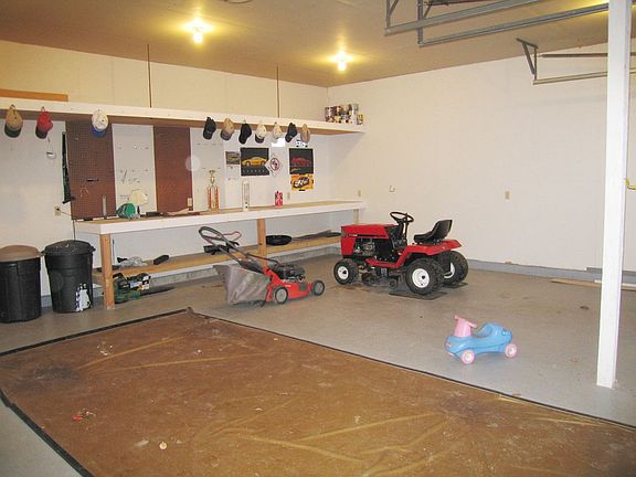 radiant heated, 2-bay attached garage