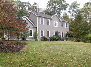 20 River View Dr, Hardwick, NJ 07825