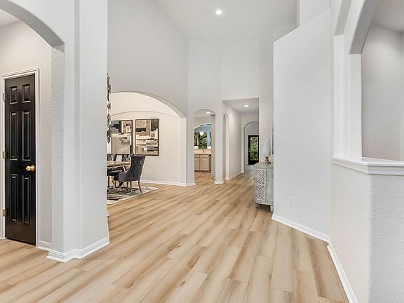 4th image of 9650 Calmont Way
