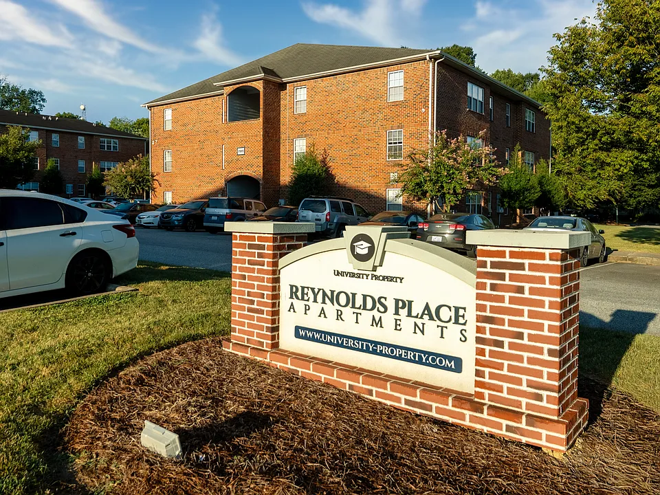Reynolds Place Apartments