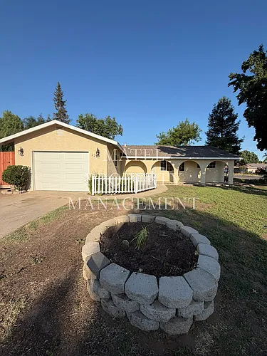 227 Becky Way Photo 1