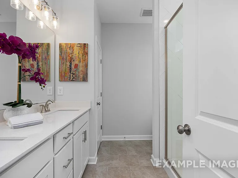 24 Baldwin St — Photo 7