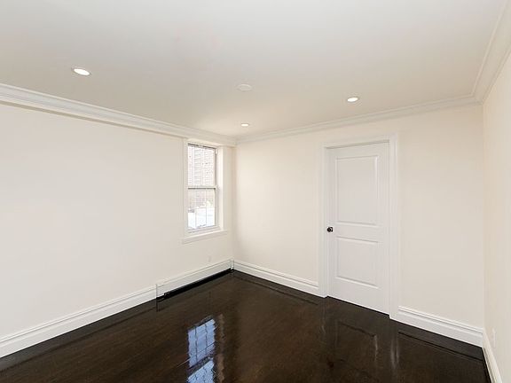 5th image of 448 W 19th St #Penthouse G