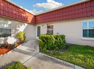 270 Cape Cod Cir APT B, Lake Worth, FL 33467
