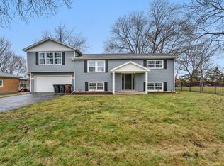 10820 Carpenter St, Mokena, IL 60448