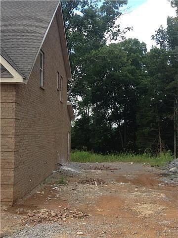 2nd image of 1257 Crescent Ridge Dr