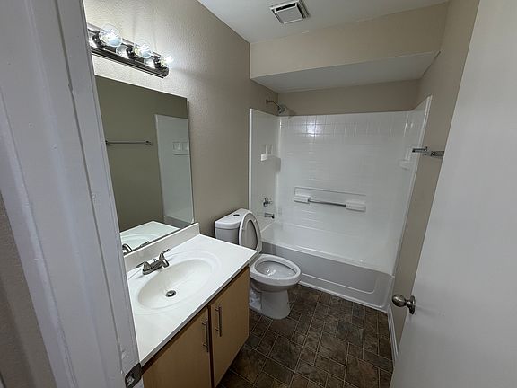 5th image of 2750 S Durango Dr APT 2117