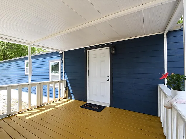 7457 NE Highway 349 — Photo 2