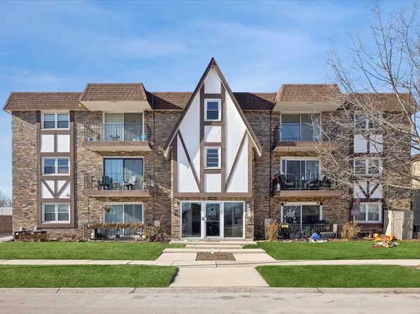 11036 Kilpatrick Ave APT 3NE, Oak Lawn, IL 60453
