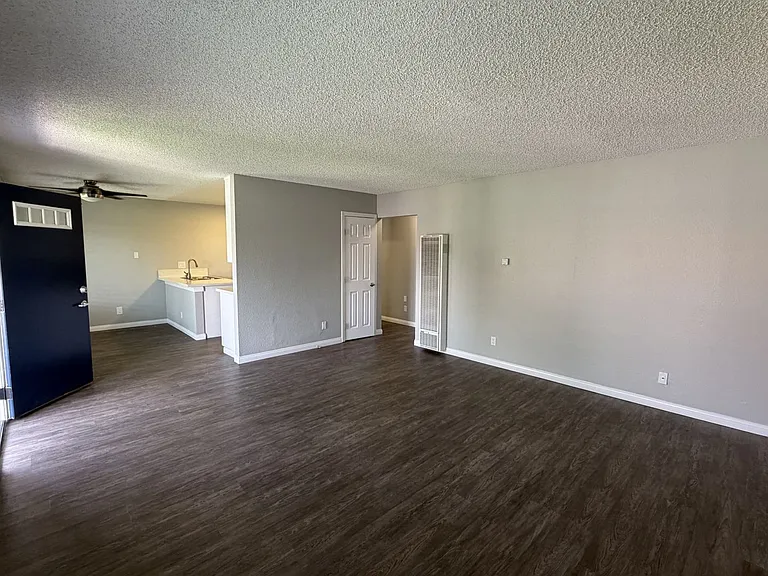 Tierra Palms Apartment Homes — Photo 115