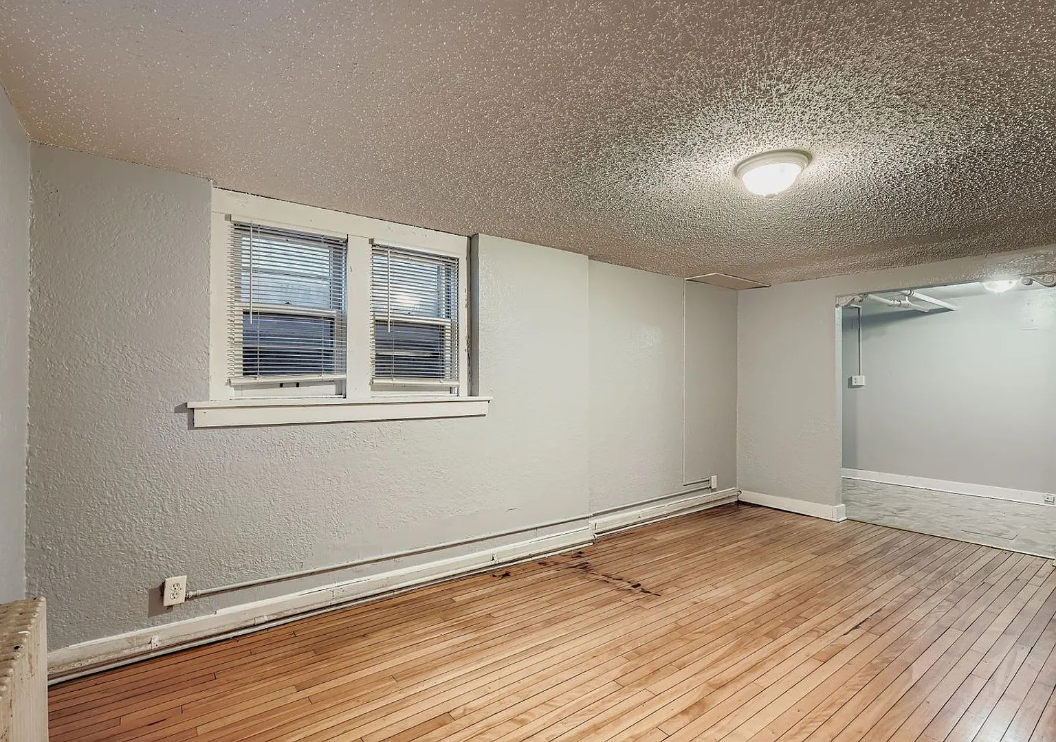 711 Grand Ave — Photo 4