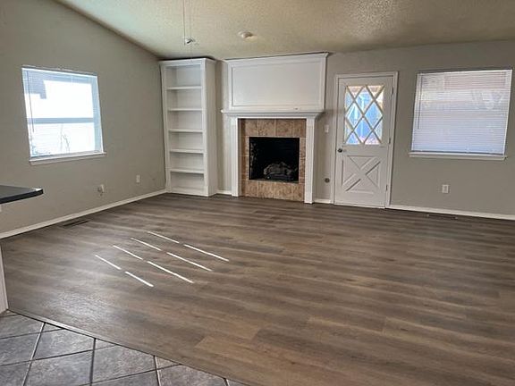 4th image of 613 Emerwood Ct