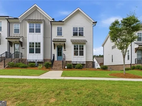835 Green Sapling Trl, Suwanee, GA 30024