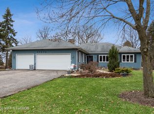 3S570 Briggs Ave, Warrenville, IL 60555