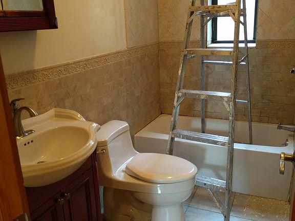 2nd image of 75 E 21st St APT 3J