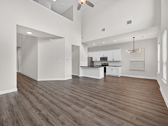 5th image of 5407 Winged Foot Dr