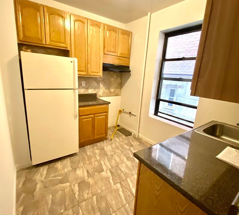 2nd image of 30-11 34th St #2