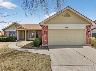 623 Bugle Run Dr, Florissant, MO
