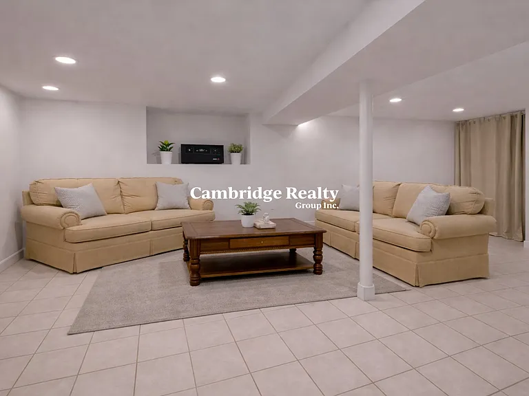 9 Medford St #1T — Photo 8