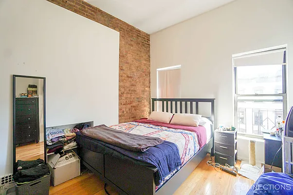 Rented by City Connections Realty | media 15