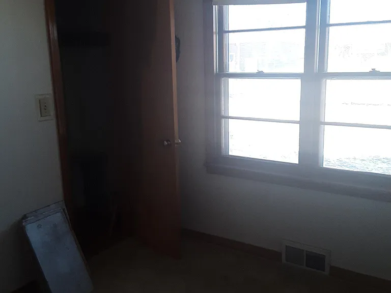 2215 Van Buren St — Photo 12