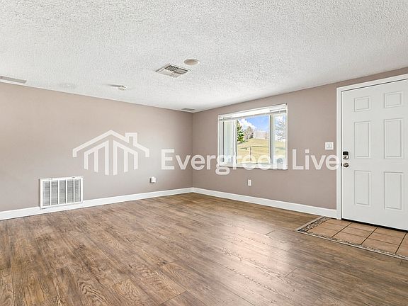 3rd image of 11828 Oceanside Dr