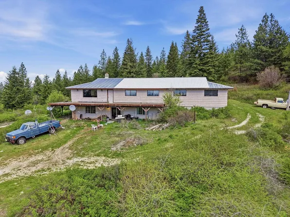 16617 E Blanchard Rd, Chattaroy, WA 99003