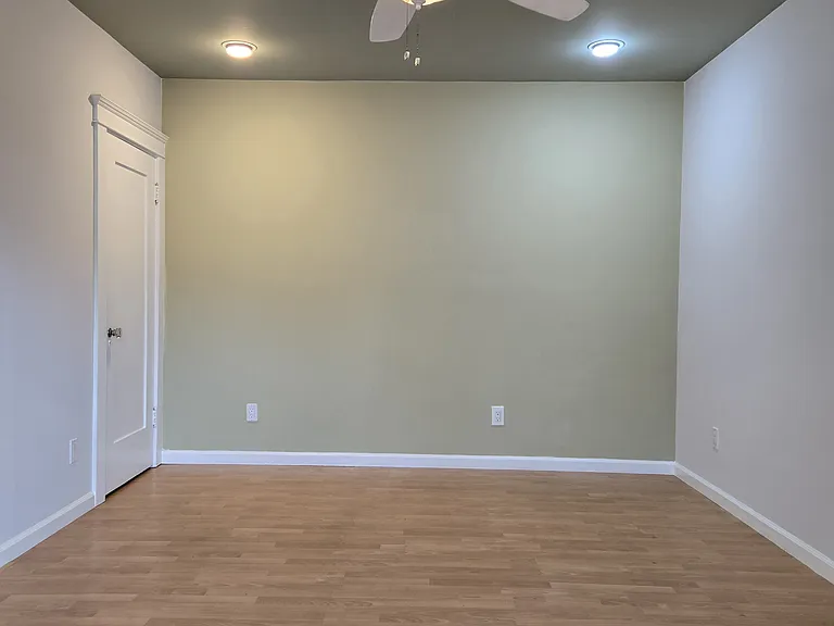 202 E Lemon Ave — Photo 10
