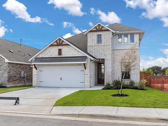 5th image of 669 Broomsedge St