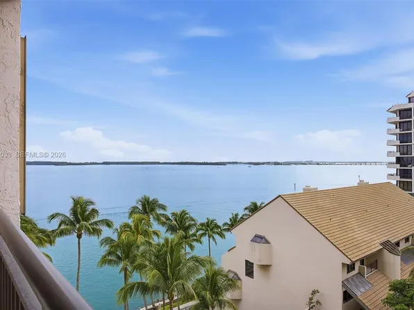 540 Brickell Key Dr APT 823, Miami, FL 33131