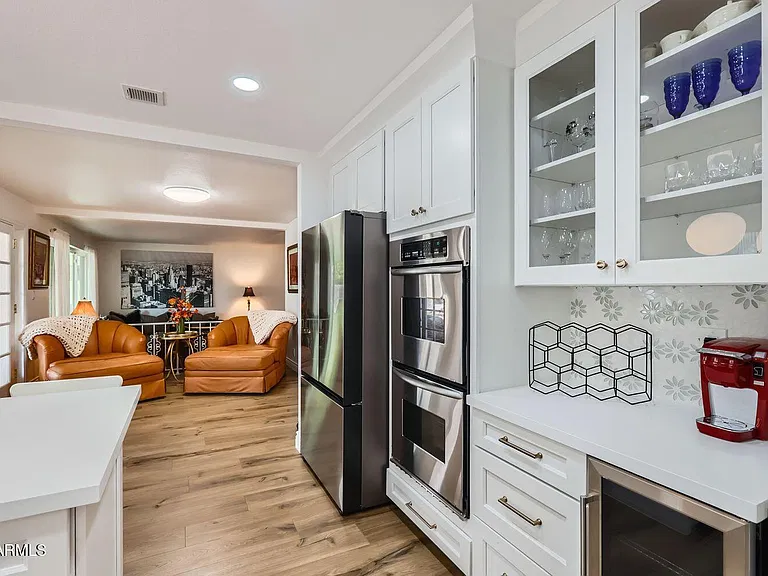1305 E Steamboat Bend Dr — Photo 16