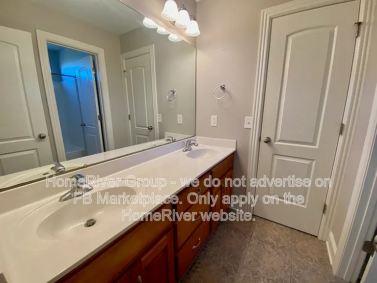 5721 Caney Ridge Cir — Photo 23