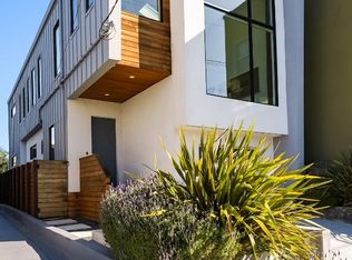 668 43rd St, Oakland, CA 94609