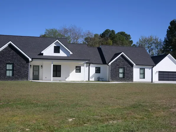 295 Commodore Ln, Benton, KY 42025